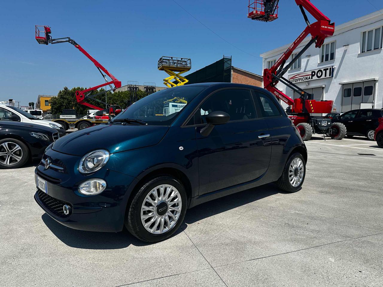 FIAT 500 1.0 Hybrid Red